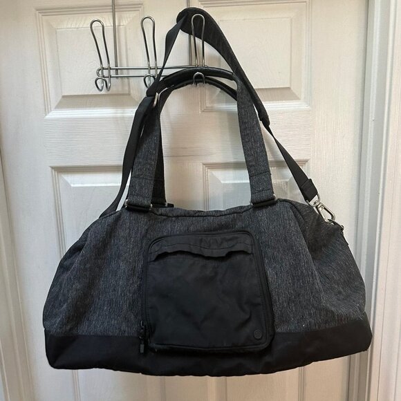 Lululemon city sweat duffle bag gray weekender gym bag 34L - Picture 2 of 11
